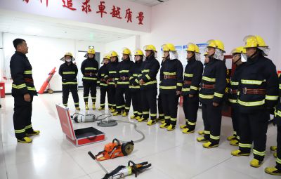寶泰隆公司開展消防安全技能培訓(xùn)