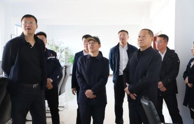 國家統(tǒng)計局黑龍江調(diào)查總隊(duì)一行蒞臨寶泰隆參觀調(diào)研